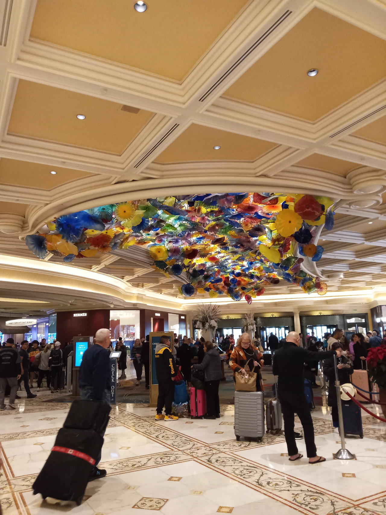 Bellagio_lobby.jpg