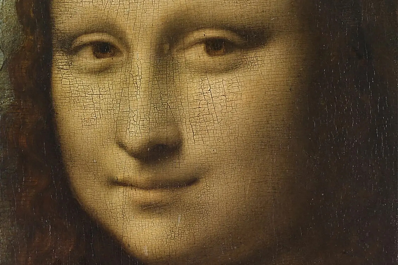 story-mona-lisa-behind-fame.jpg