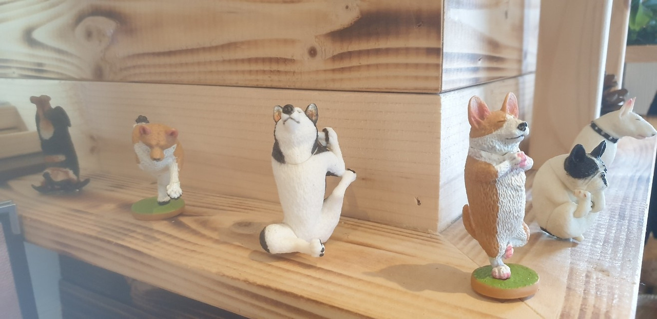 일본 태국음식점 장식.jpg