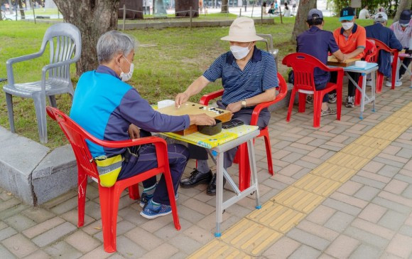 바둑판 훈수.jpg