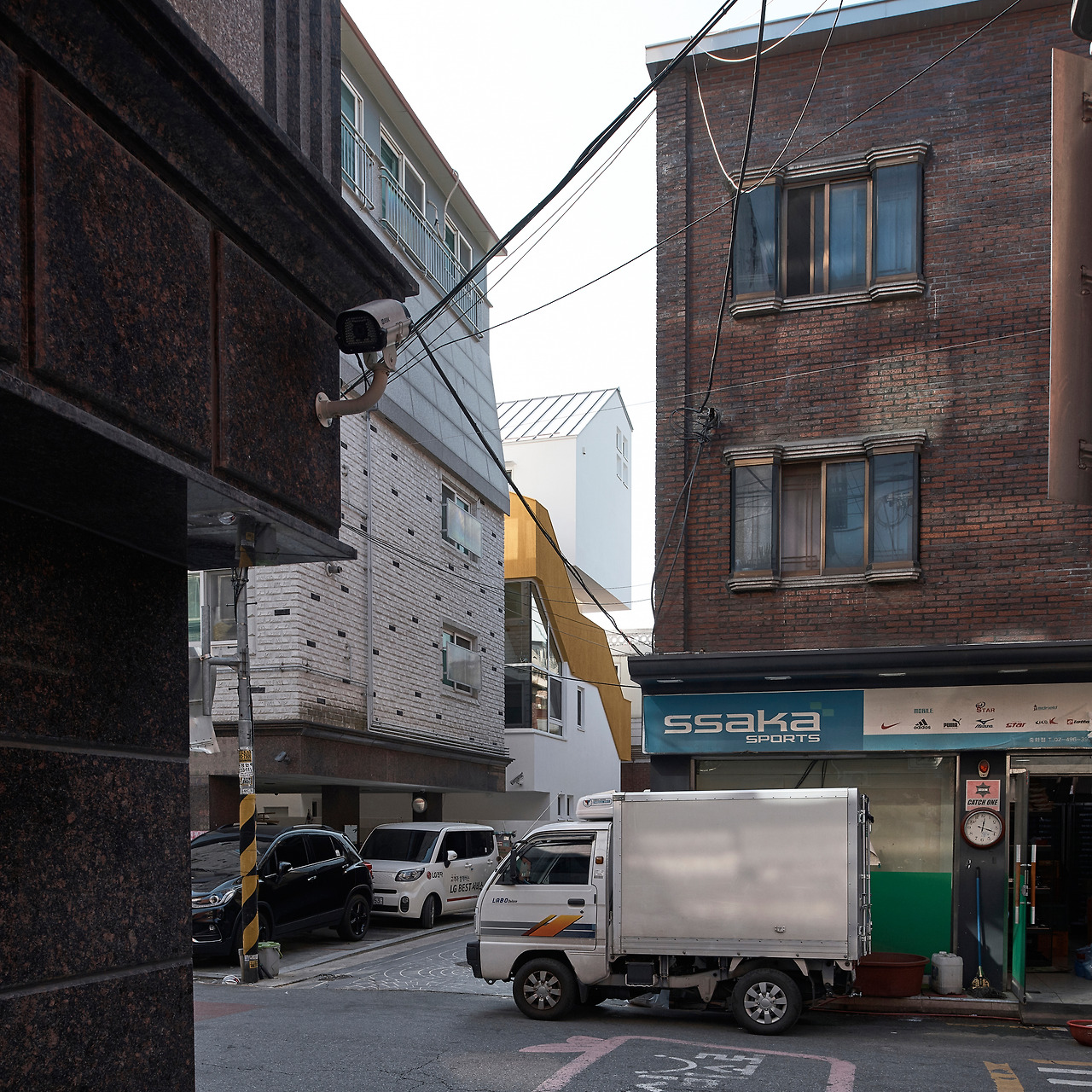 img-06(3) A(web).jpg