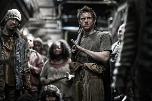 그리핀 설국열차.jpg