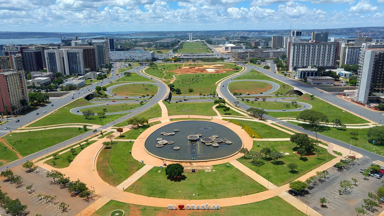 brasilia-2111416_1280.jpg