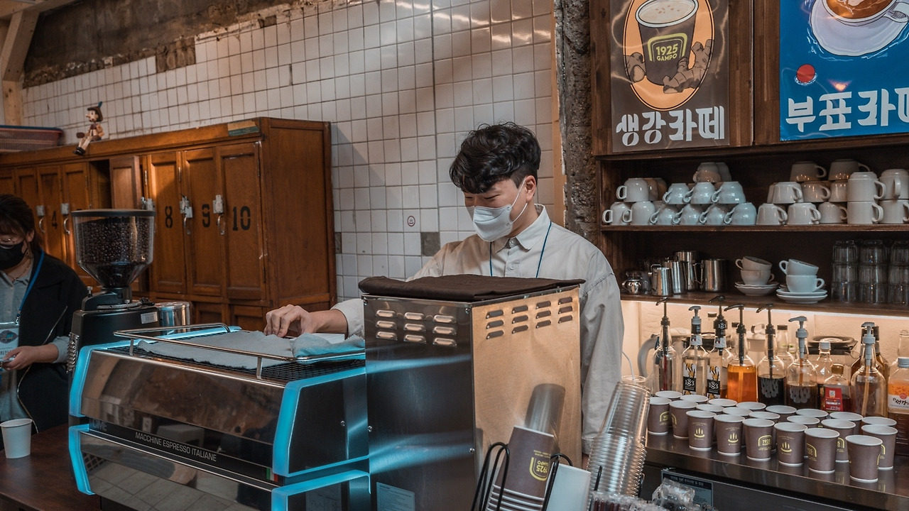 경주 1925카페에서.jpg