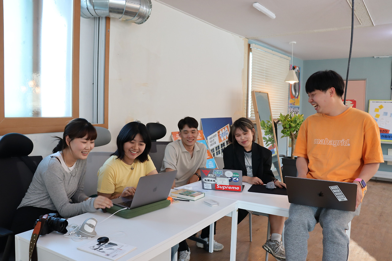 [다른파도] 단체4.jpg