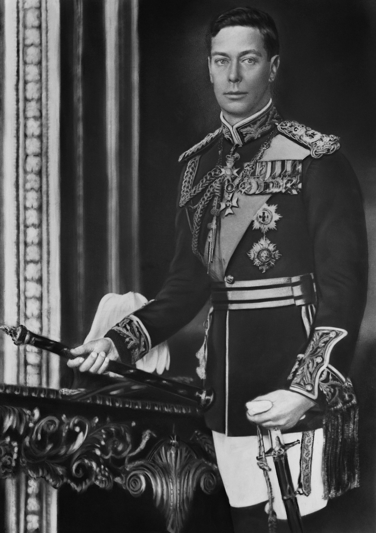 King_George_VI_of_England,_formal_photo_portrait,_circa_1940-1946_-_edit.jpg