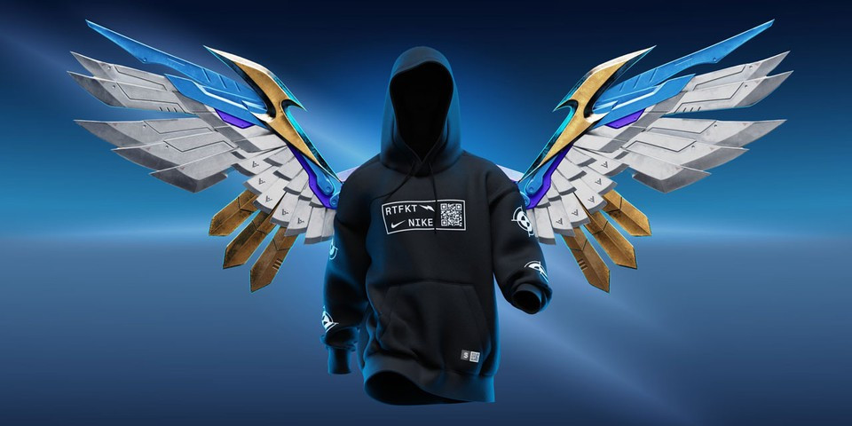 nike ar genesis hoodie.jpg