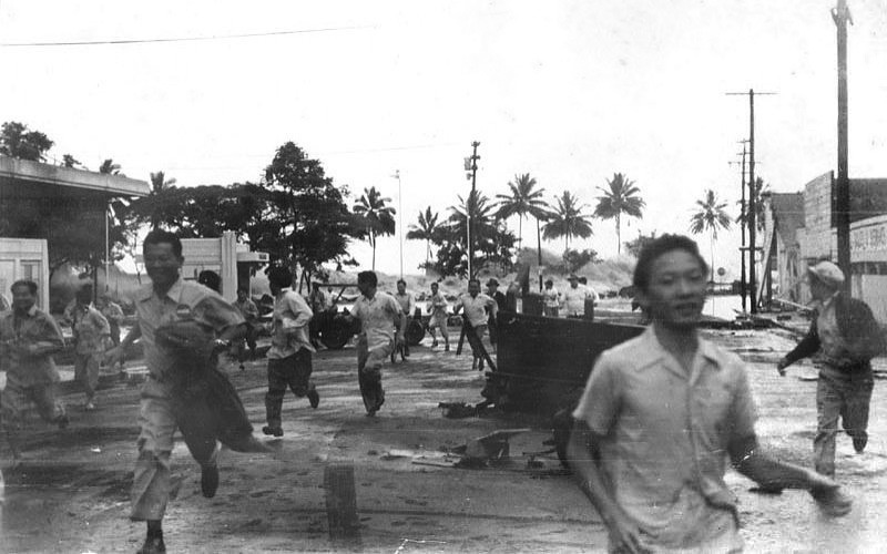 Tsunami_large_hilo 1946.4.1.jpg