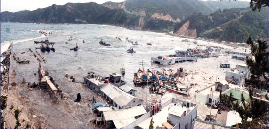 1983 임원항 지진해일 내습_한국해양과학기술원.jpg