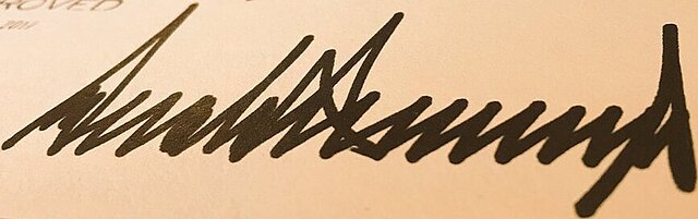 2017_signature_of_Donald_Trump_(cropped)_Senator Luther Strange_public domain.jpg