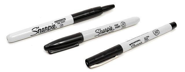 640px-Sharpie-marker-types_Evan-amos.jpg