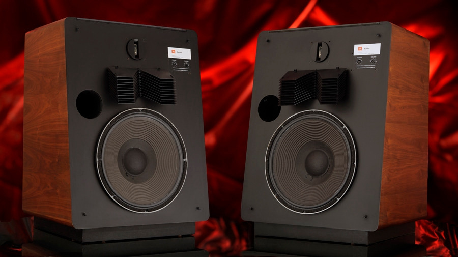 jblL300speakers-B.jpg