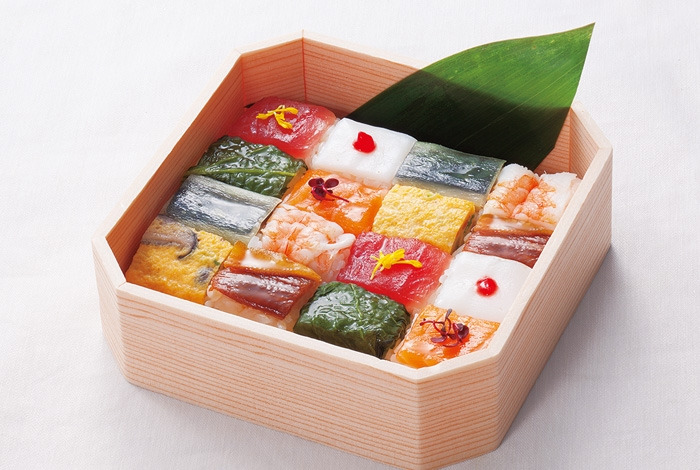 bento_irodorihakosushi.jpg