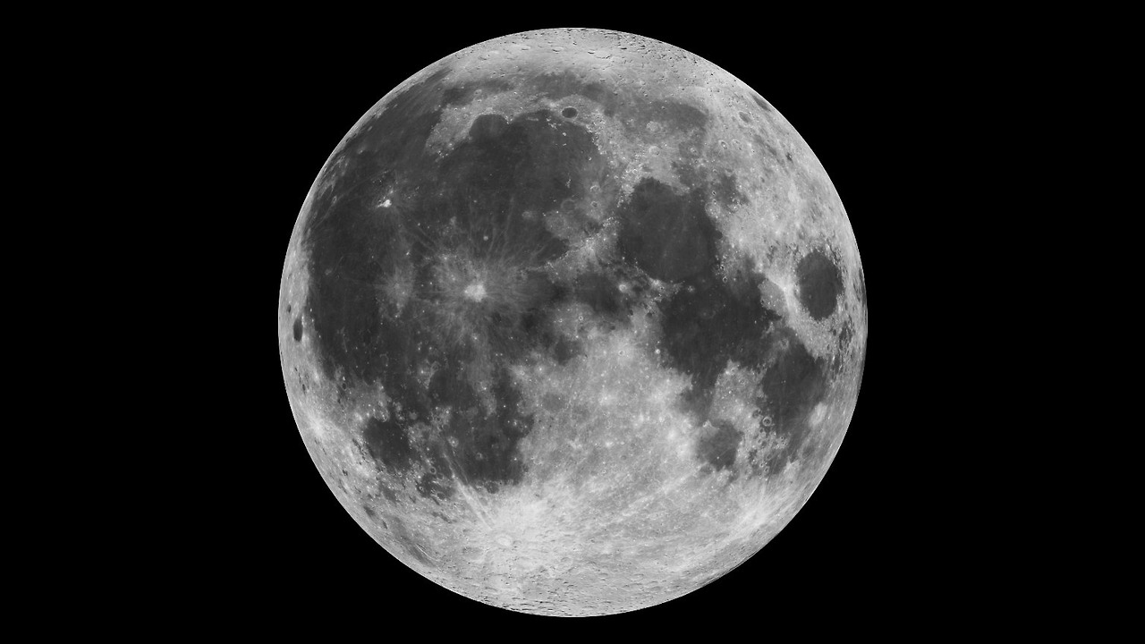 Moon (c)NASA.jpg