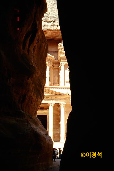 페트라 알카즈네(1).jpg