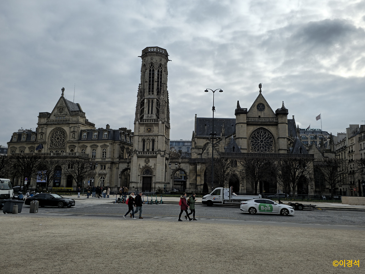 생제르맹록세루아_바르톨로뮤 대학살의 시작.jpg