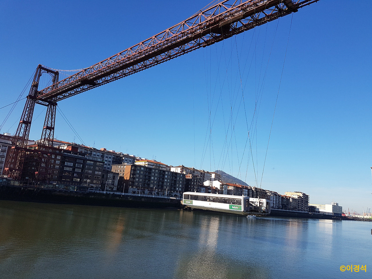 비즈카야 다리 (2).jpg