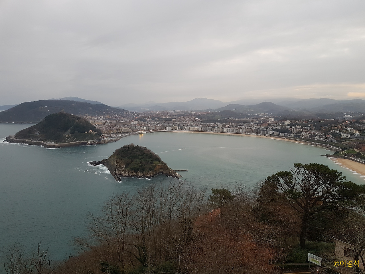 이겔도언덕에서본 산세바스티안 (5).jpg