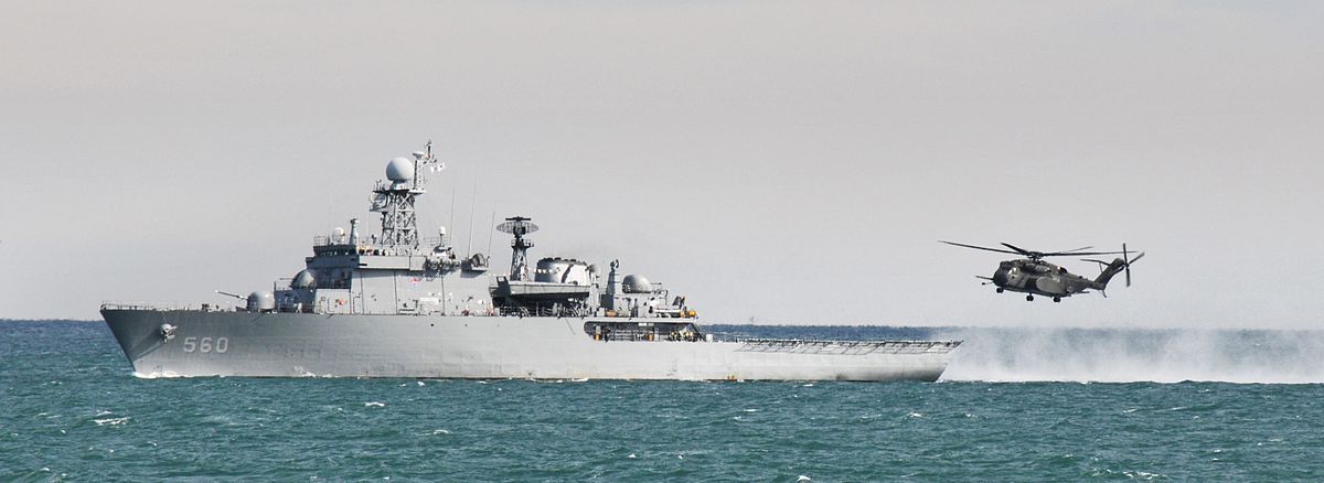 2013._11._한미_연합_기뢰전_훈련_Republic_of_Korea_Navy_(10917179844).jpg