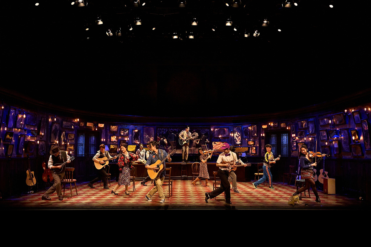 [2025 뮤지컬 원스] Gold_윤형렬(가이) 외.jpg