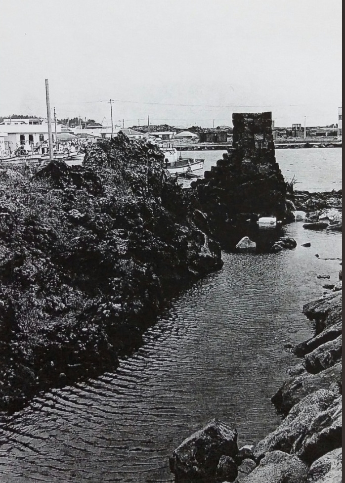 애월 도대불 원형- 이덕희 제주의 도대불.jpg