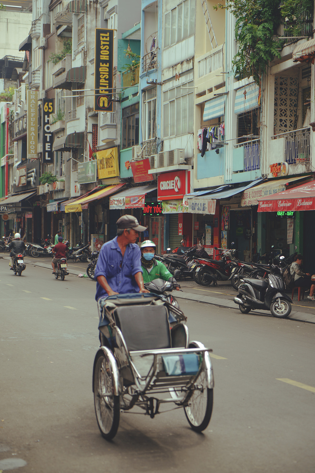 saigonese-snapshot-cyclo.jpg