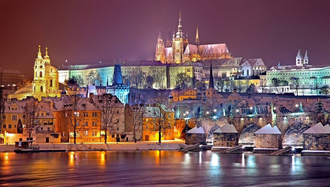 체코의 야경.jpg