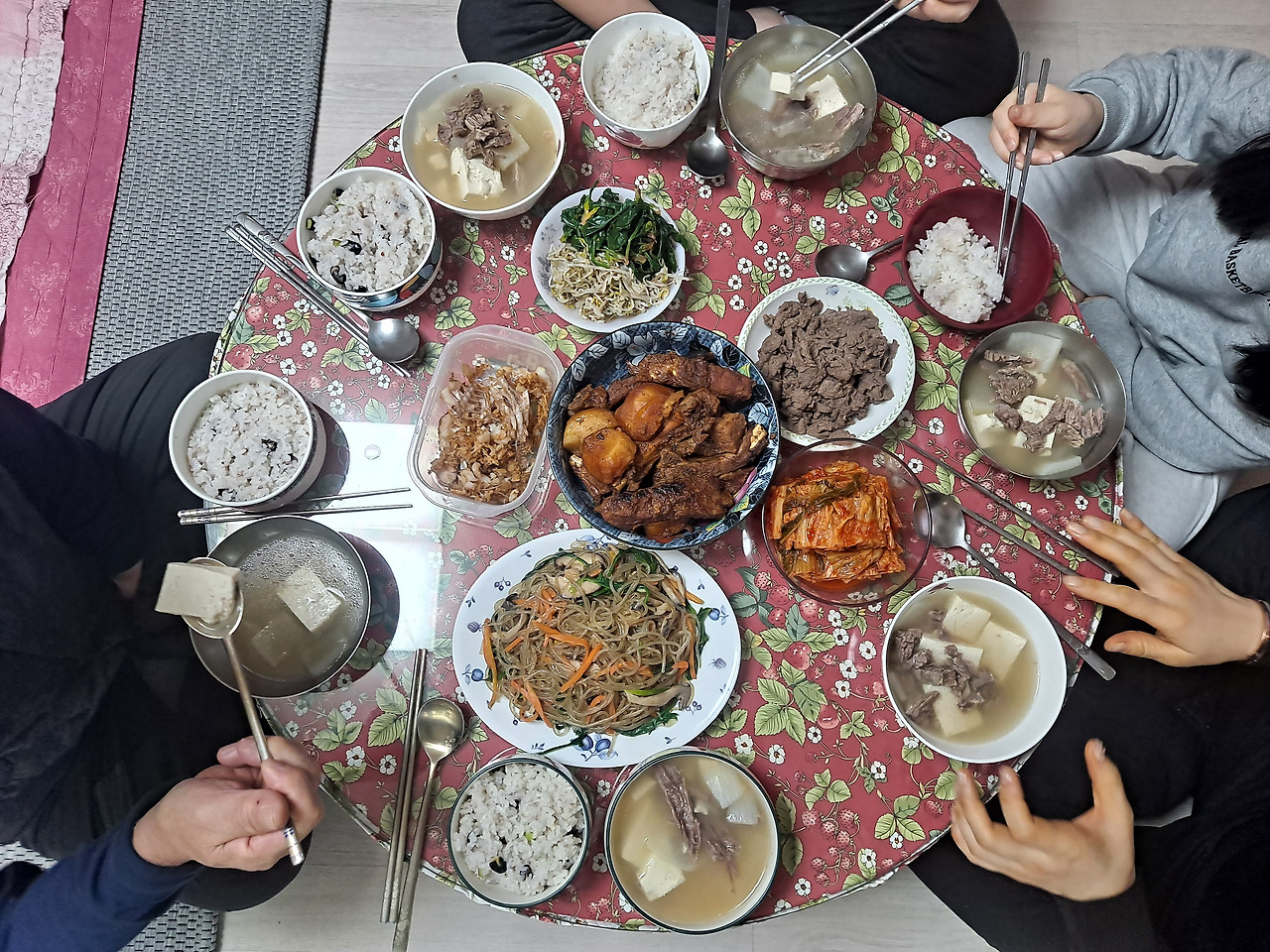 설날 두레 밥상