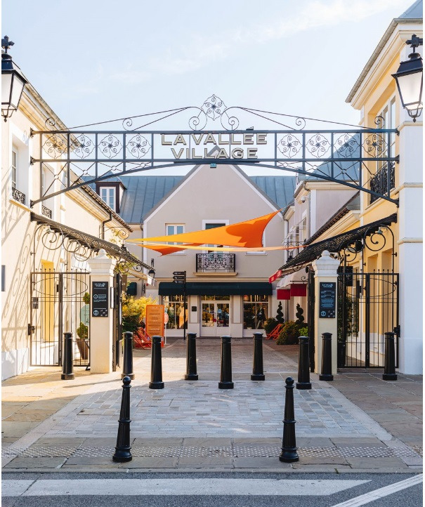 라발레 빌리지.jpg