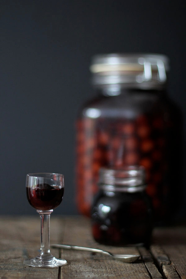 cherry-brandy-homemade-missfoodwise-regula-ysewijn-missfoodwise.jpg