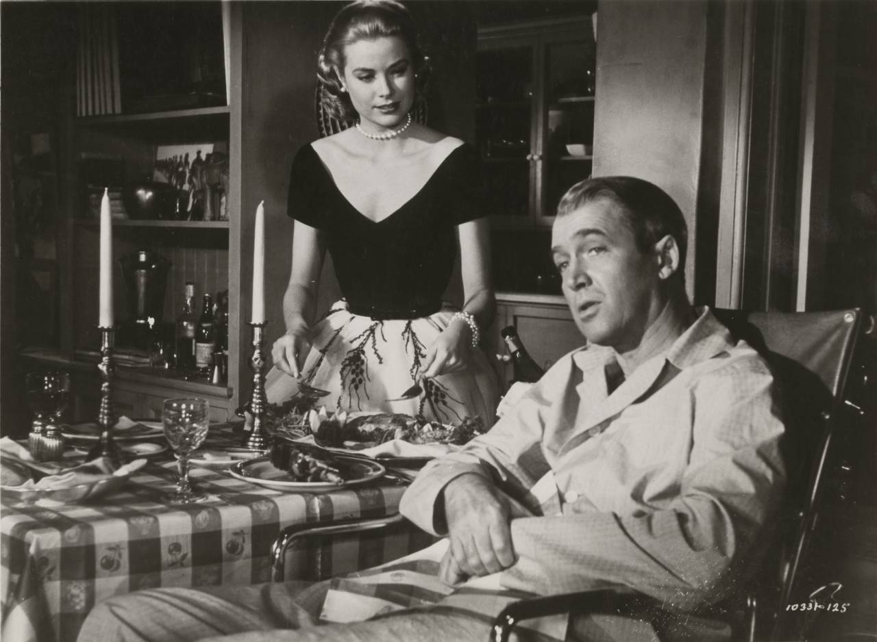 Grace-Kelly-and-James-Stewart-in-Rear-window-directed-by-Alfred-Hitchcock-1954-1280x938.jpg