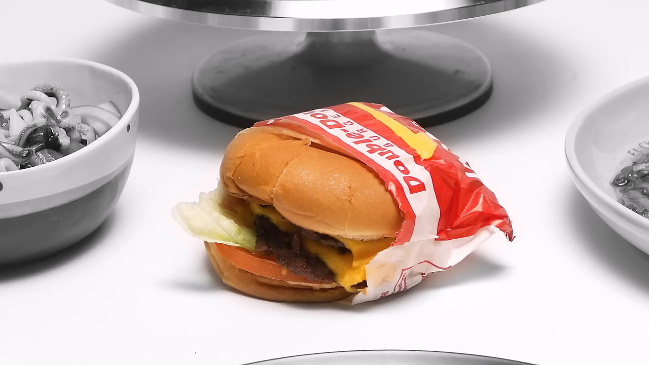 y2mate.com - Tom Hanks Eats His Last Meal_1080p.mp4_20240709_051433.460.jpg