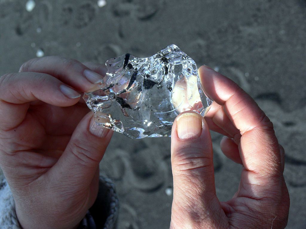 ice-in-hand-wiki.jpg