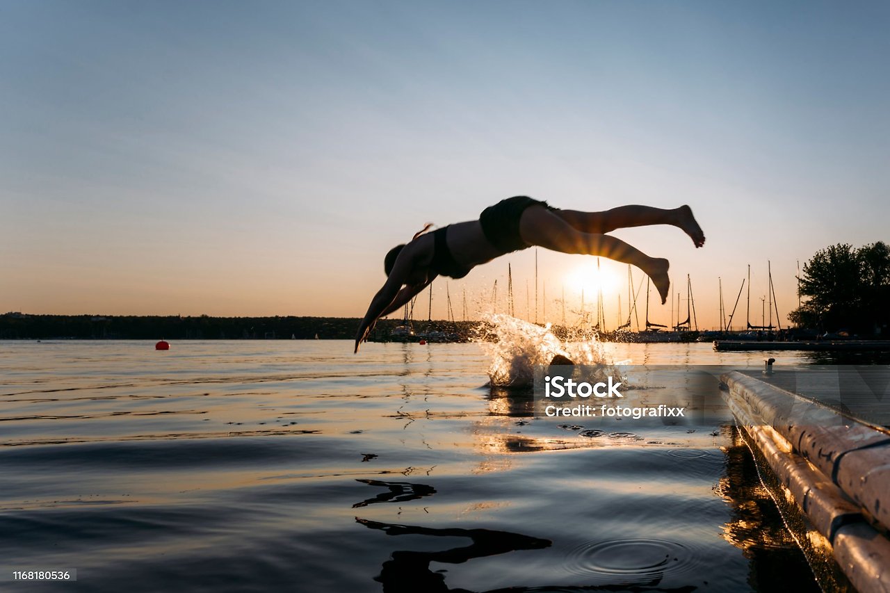 istockphoto-1168180536-2048x2048.jpg