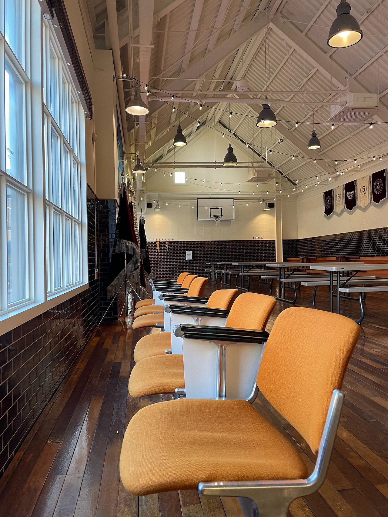 시몬스 테라스점8.jpg