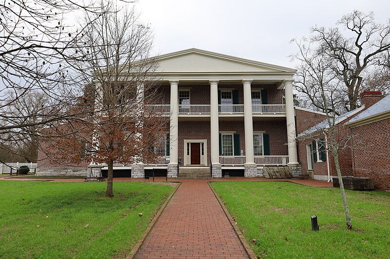 The_Hermitage_mansion_2022 뒷면.jpg