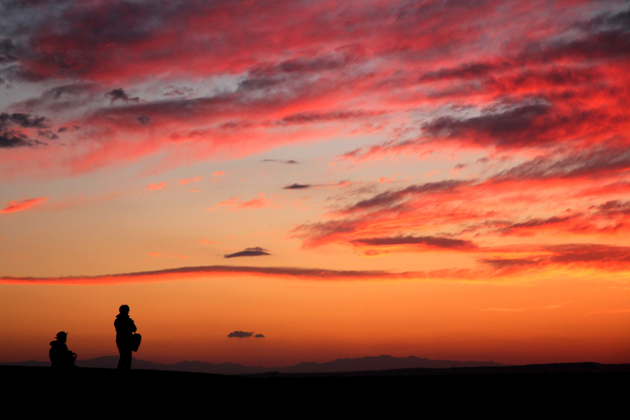 박필우_ 쿠무타크 일출.jpg