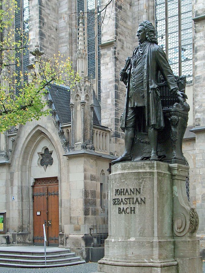 Statue_of_J.S._Bach_in_Leipzig.jpg
