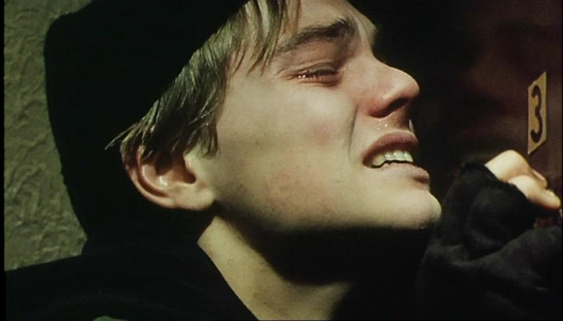 Leonardo-DiCaprio-as-Jim-Carroll-in-The-Basketball-Diaries-leonardo-dicaprio-16242473-1152-656.jpg