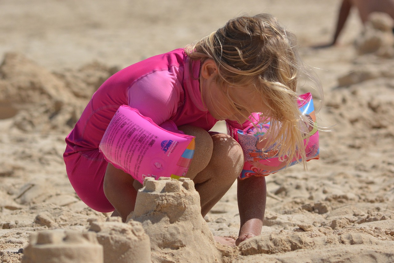 sand-castle-436982_1280.jpg