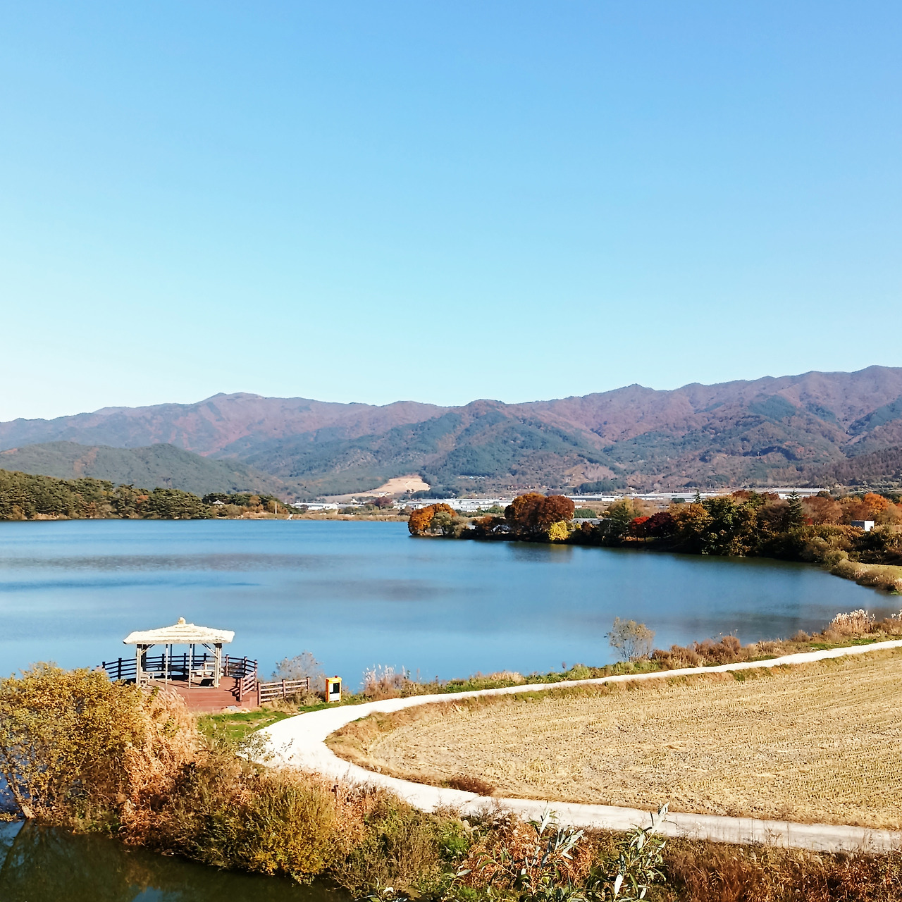 저수지.jpg