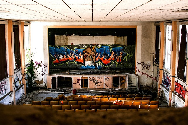 old-cinema-776296_640.jpg