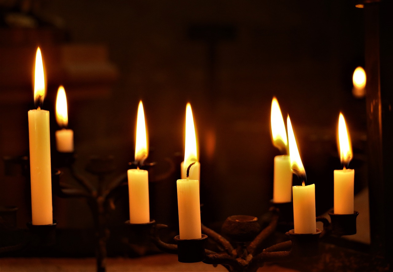 candles-4562181_1280.jpg
