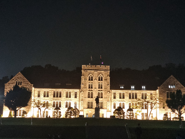 창밖은 여름⑨ 잘 먹는 것!.jpg