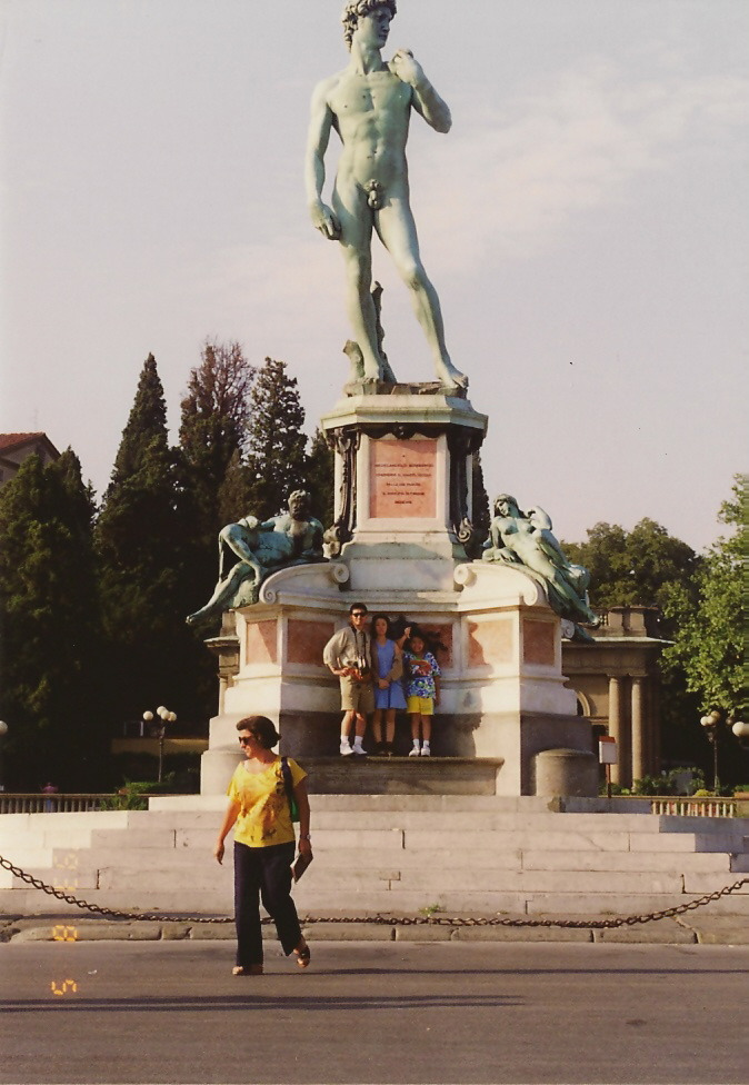 미켈란젤로의 다비드 상 2.jpg