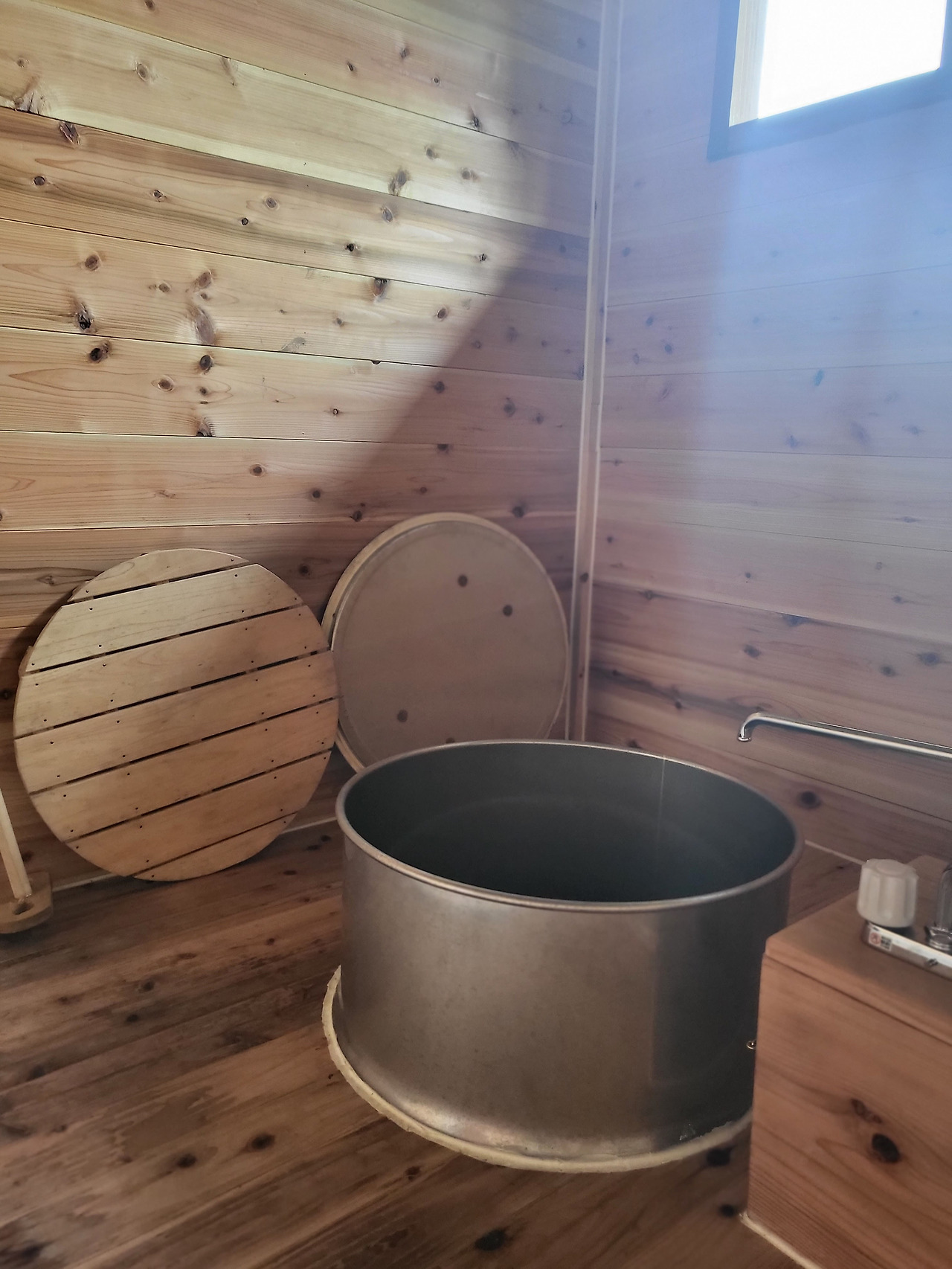 경관 - 목욕탕2 (금자).jpg