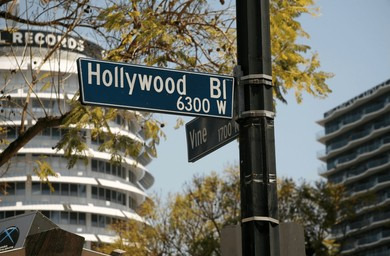 hollywood-vine-street-sign-famous-260nw-2302672663.jpg