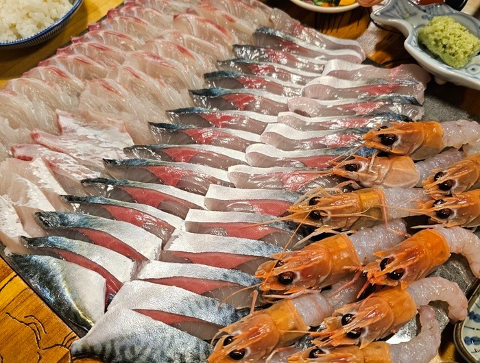 1738157758262-2 (1).jpg