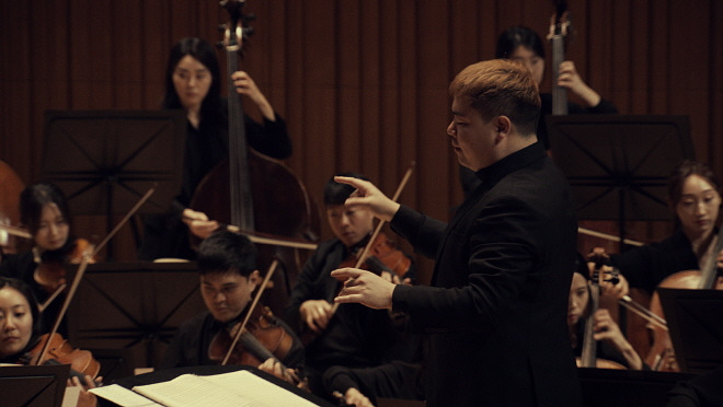 김재원 지휘자 사진.jpg