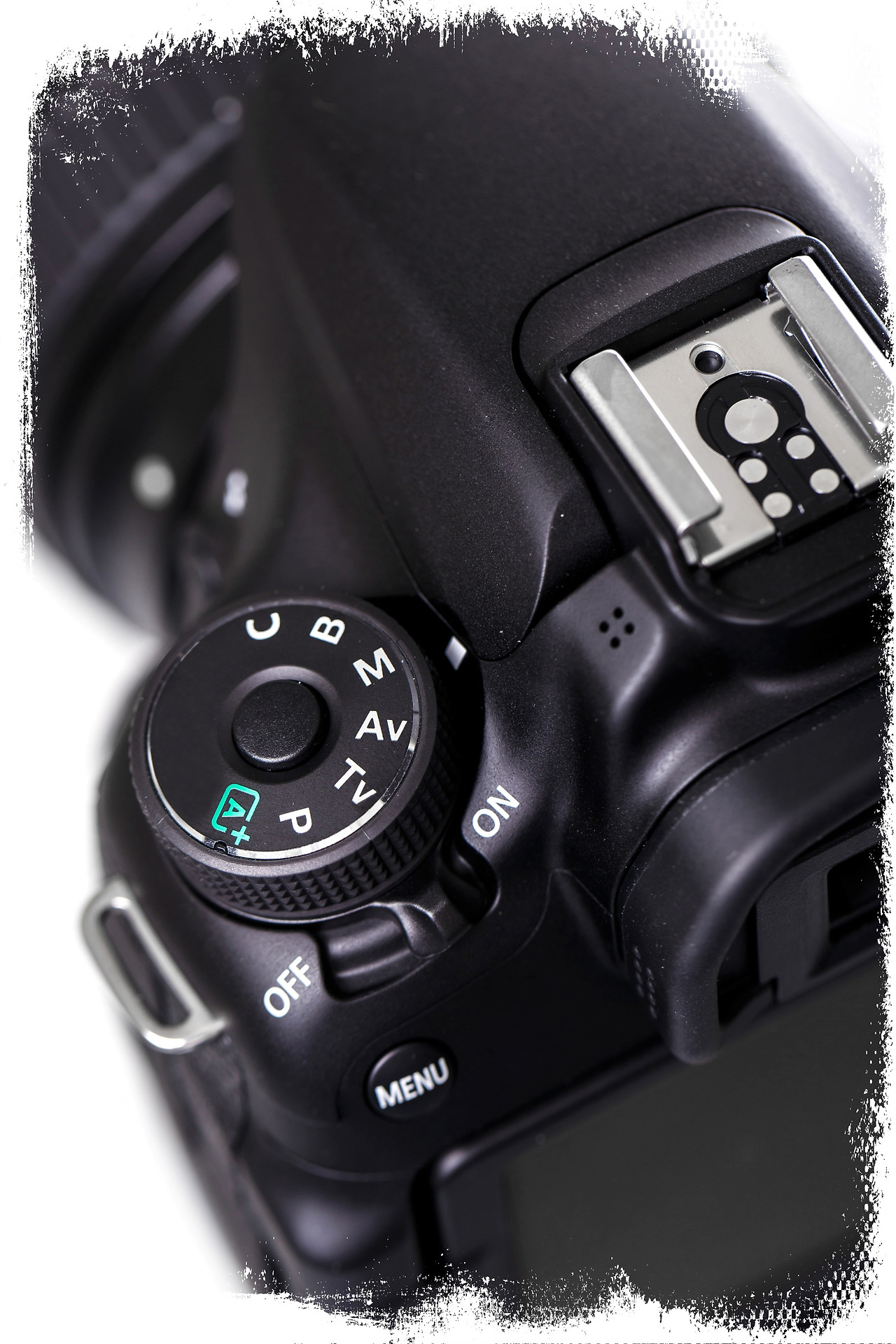 close-up-of-dslr-camera-2023-11-27.jpg